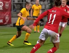 c7-澳大利亚队在女足比赛中遭遇挑战