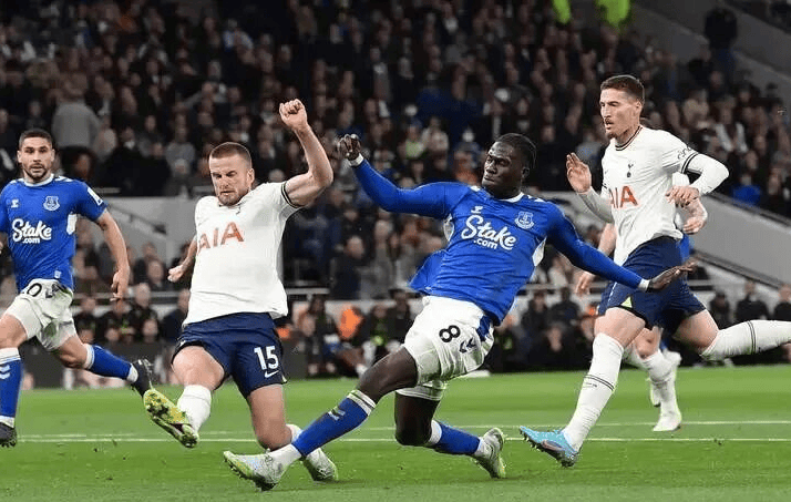 c7娱乐-里尔球员状态回暖，助球队赢得关键胜利的简单介绍